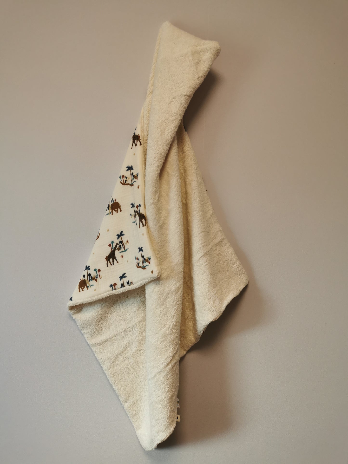 Cape / serviette de bain bébé motifs savane