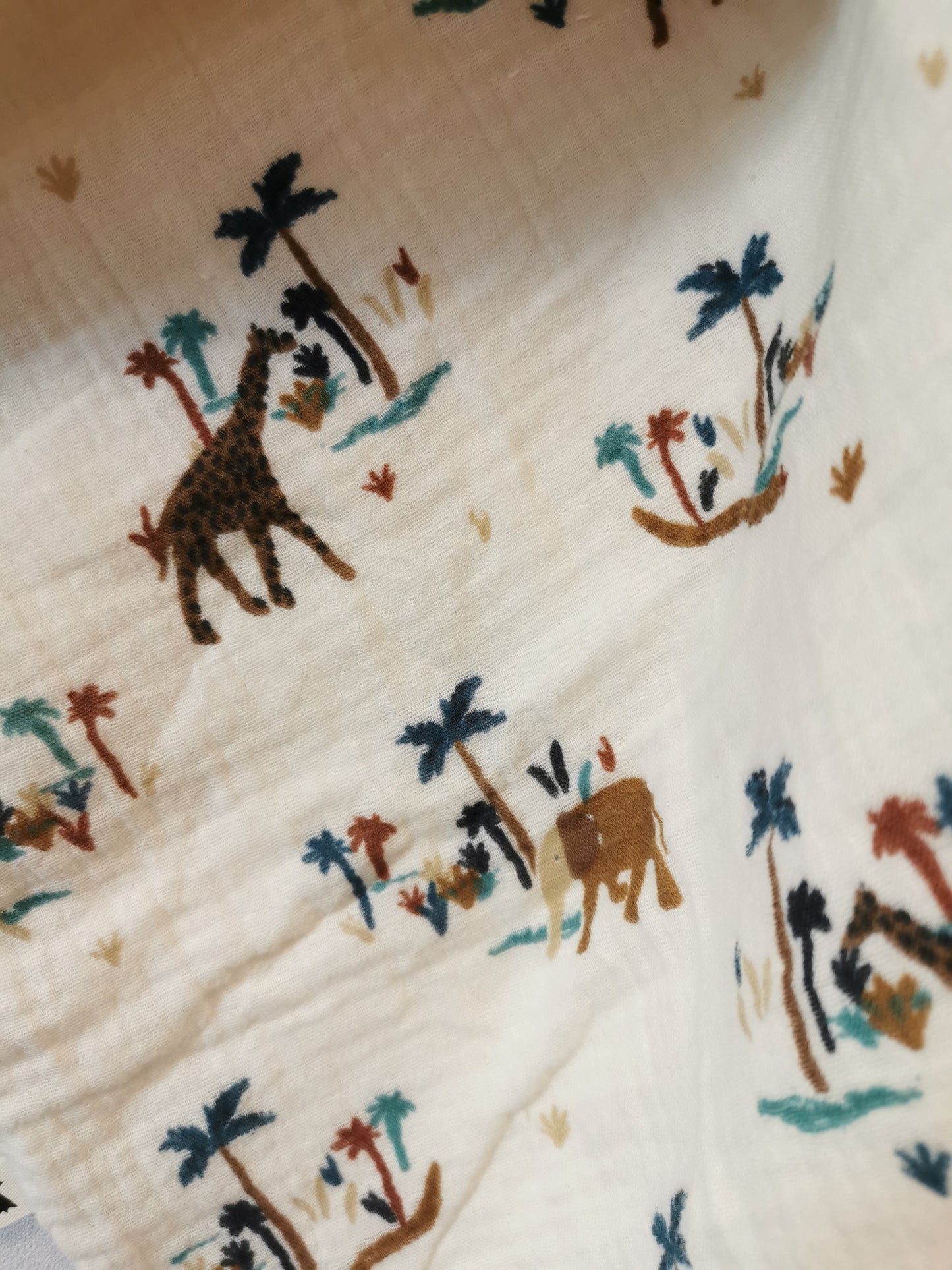 Cape / serviette de bain bébé motifs savane